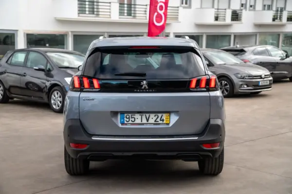 Peugeot 5008 1.6 BlueHDi Allure 12