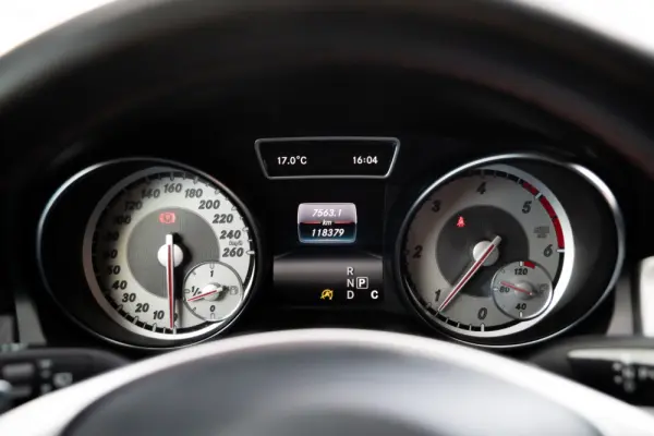 Mercedes-Benz GLA 180 (CDI) d 7G-DCT AMG Line 16
