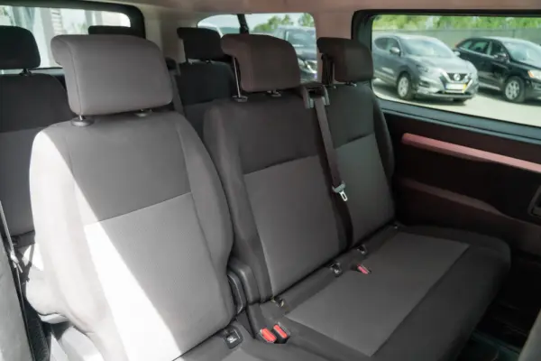 Peugeot Traveller 1.5 BlueHDi L2H1 Active Standard 22