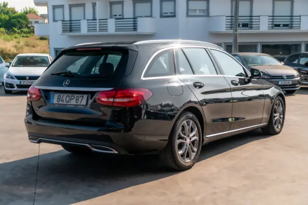 Mercedes-Benz C 200 BlueTEC Avantgarde 4