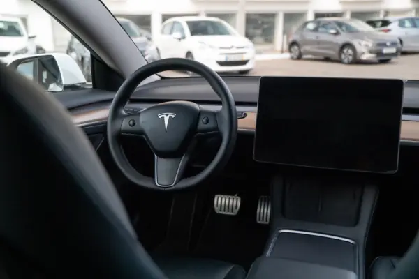 Tesla Model 3 Performance Dual Motor AWD 27