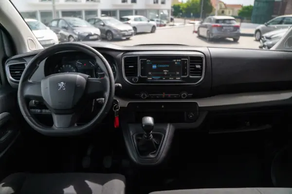 Peugeot Traveller 1.5 BlueHDi L2H1 Active Standard 24