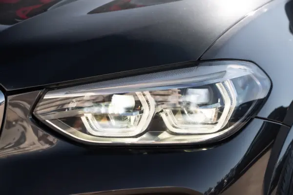 BMW X3 30 e xDrive Pack M 13