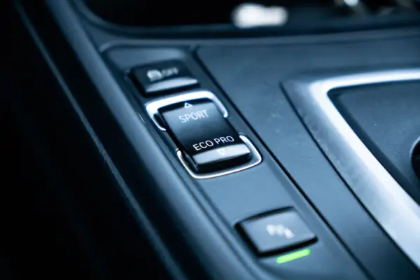 BMW 418 Gran Coupé d Advantage Auto 32