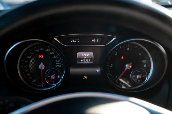 Mercedes-Benz A 180 d AMG Line 18