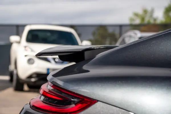 Porsche Panamera 4 E-Hybrid Platinum Edition 7