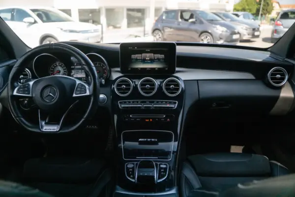 Mercedes-Benz C 63 AMG Station Speedshift 7G-MCT 4