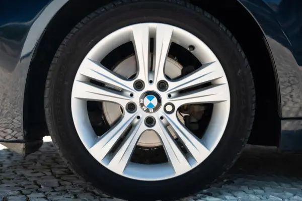BMW 318 d Blue Performance Sport Line 16