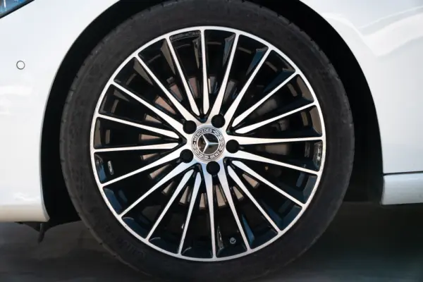 Mercedes-Benz C 220 Station d 9G-TRONIC Avantgarde 7