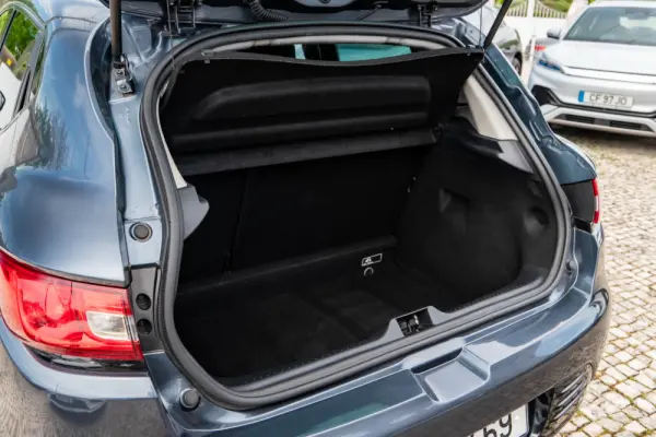 Renault Clio 1.5 dCi Limited EDition 13