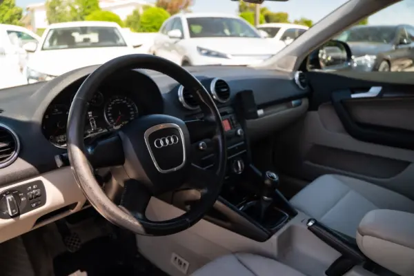 Audi A3 Sportback 2.0 TDi Attraction 2