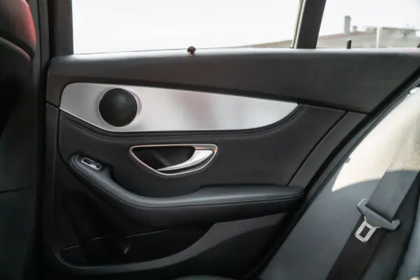 Mercedes-Benz C 200 BlueTEC Avantgarde 25
