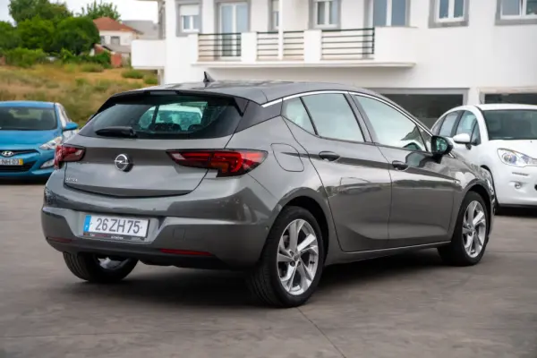 Opel Astra 1.6 CDTI Innovation S/S 10