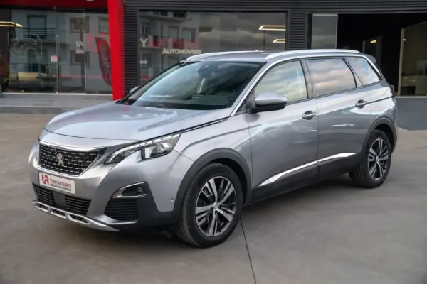 Peugeot 5008 1.6 BlueHDi Allure 2