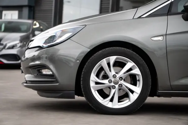 Opel Astra 1.6 CDTI Innovation S/S 3