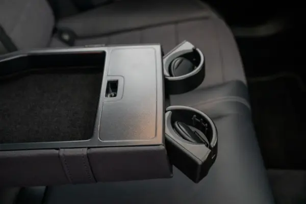 Mercedes-Benz E 300 de 9G-TRONIC Avantgarde 26