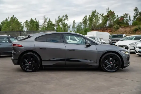 Jaguar I-Pace EV400 AWD SE 6