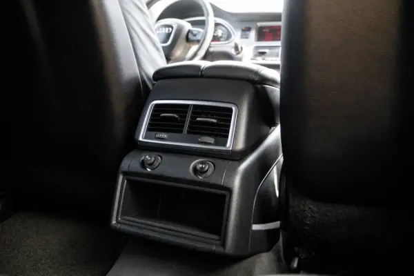 Audi Q7 3.0 TDI DPF quattro tiptronic 30