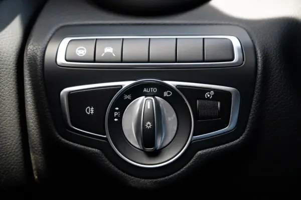 Mercedes-Benz C 300 de T 9G-TRONIC Night Edition 33