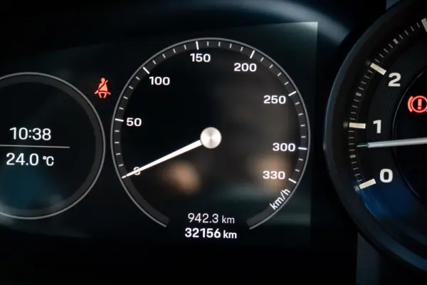 Porsche 911 (992) Carrera PDK 23