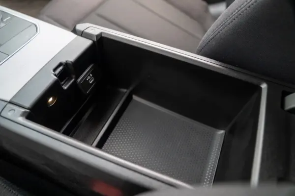 BMW 330 e Corporate Edition Auto 26