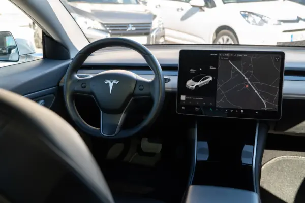 Tesla Model 3 Long-Range Dual Motor AWD 5