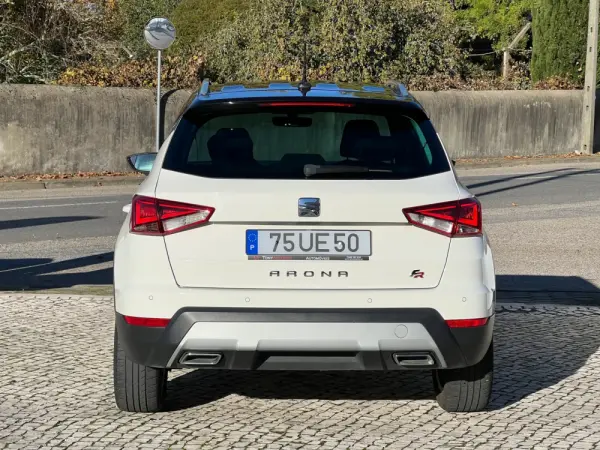 SEAT Arona 1.0 TSI FR 8