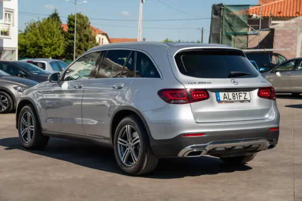 Mercedes-Benz GLC 300 de 4Matic 10