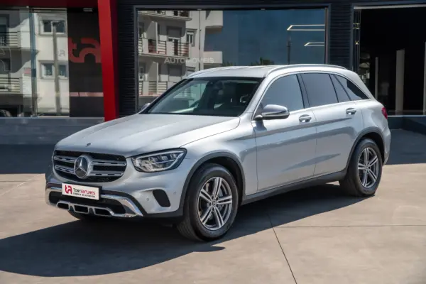 Mercedes-Benz GLC 300 de 4Matic 2