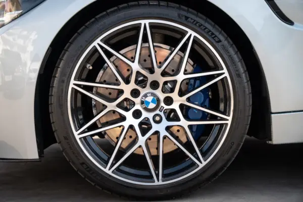 BMW M4 DKG 4
