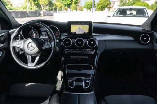 Mercedes-Benz C 250 d Advantgarde Aut. 24