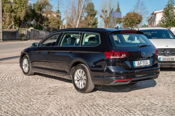 Volkswagen Passat Variant 2.0 TDI Elegance DSG 10