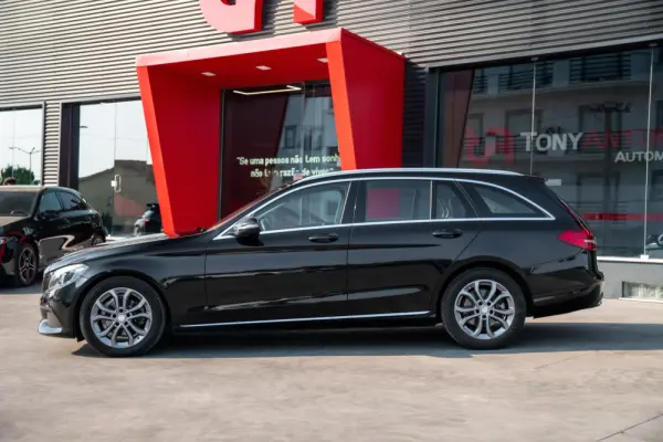 Mercedes-Benz C 200 BlueTEC Avantgarde 7