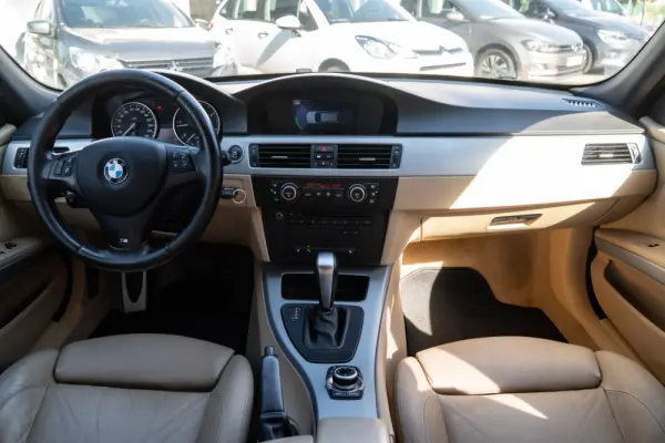 BMW 318 d Auto Pack M 5