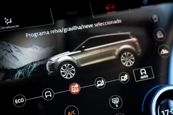 Land Rover Range Rover Evoque D150 S 23
