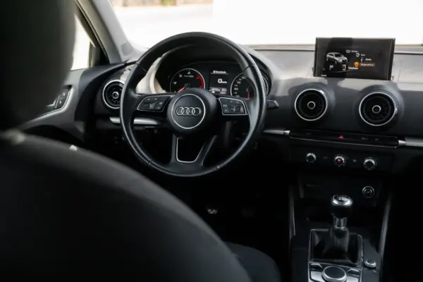 Audi A3 Sportback 1.6 TDI Design 27