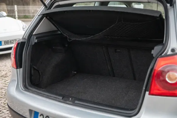 Volkswagen Golf 1.9 TDi BlueM. Confortline 13