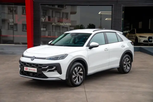 Volkswagen T-Roc 1.5 eTSI Life DSG 2