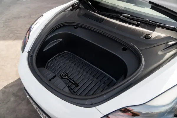 Tesla Model 3 Performance Dual Motor AWD 15