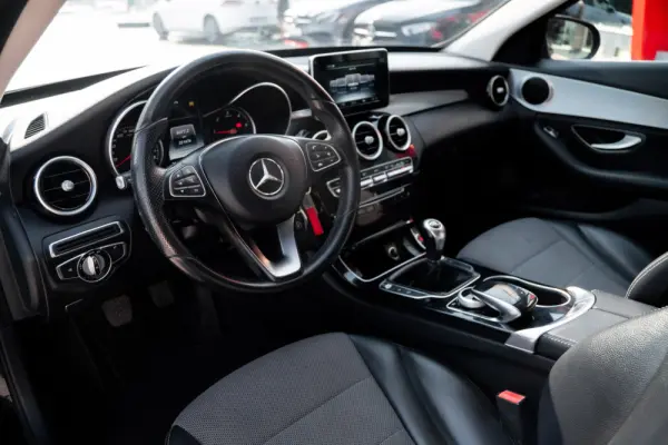 Mercedes-Benz C 200 BlueTEC Avantgarde 3
