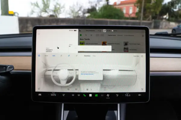 Tesla Model 3 Long Range AWD Dual Motor 23