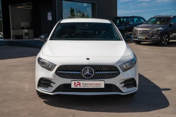 Mercedes-Benz A 250 Limousine e 8G-DCT AMG Line 11