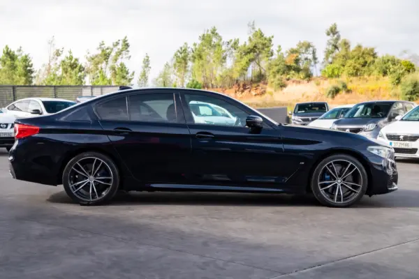 BMW 530 e iPerformance Pack M 6