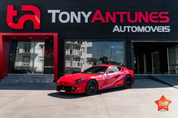 Ferrari 812 Superfast 6.5 V12 1