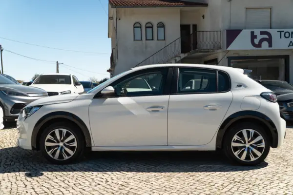 Peugeot e-208 50 kWh Active 4