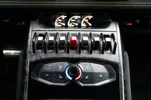 Lamborghini Huracán 5.2 V10 LP Performance 28