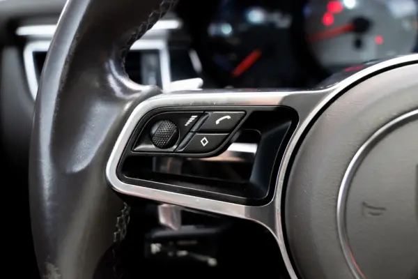 Porsche Macan S 7