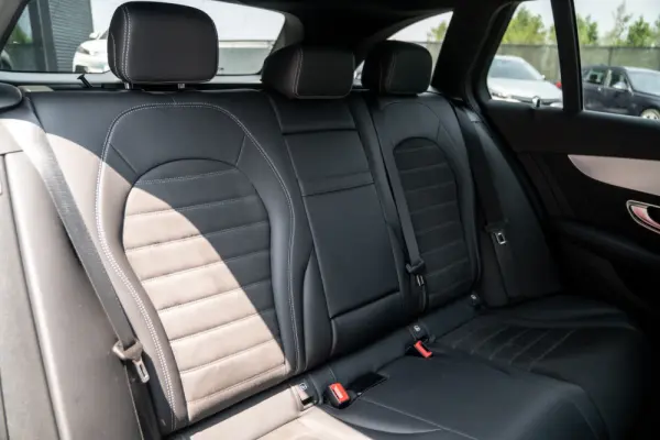Mercedes-Benz C 300 de T 9G-TRONIC AMG Line 27