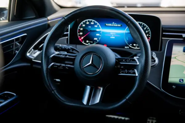 Mercedes-Benz E 300 de 42