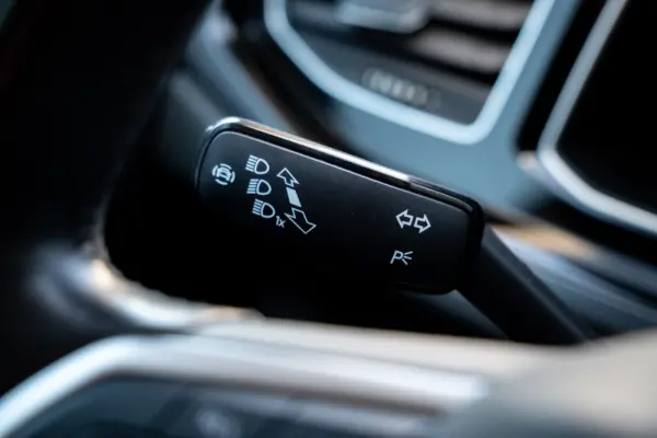 Volkswagen Polo 1.0 TSI Life 17